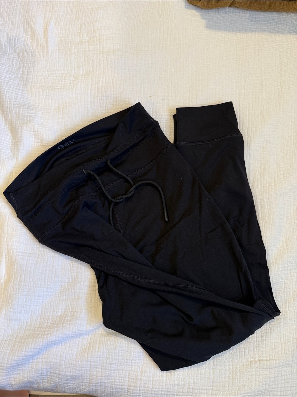 Quince Black Athletic Leggings with Drawstring Waist
